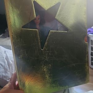 Gone With The Wind Barbie - Green Dress in a box but not the best conditon